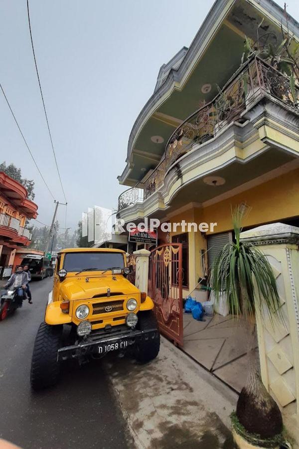 Bromo Indah Lestari Homestay RedPartner Pasuruan Bagian luar foto